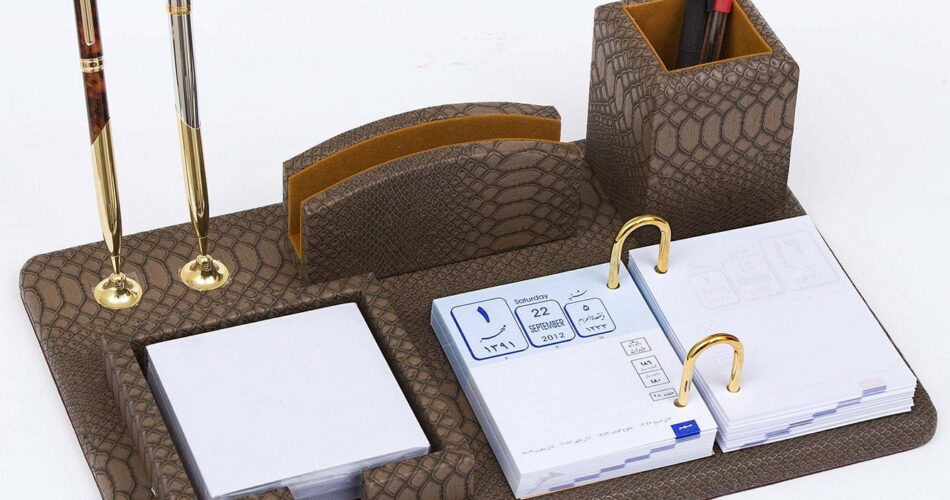 farvahar desk set Persis Collection e1636020430306 چی تو وب