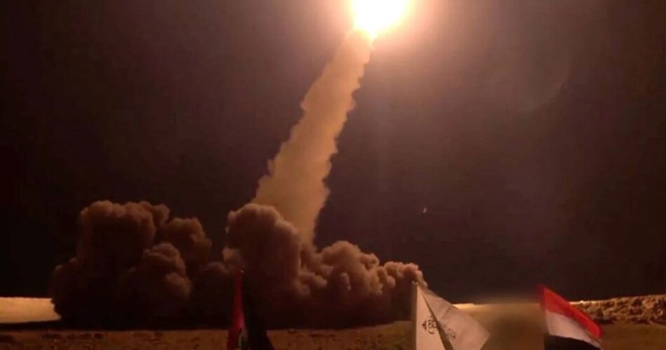 حمله موشکی یمن به فرودگاه بنگوریون با موشکهای بالستیک و هایپرسونیک 1 2200719 185 چی تو وب