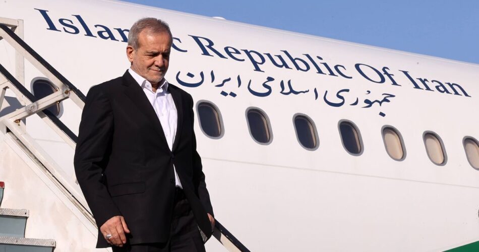 پزشکیان وارد ایلام شد 1 2201933 408 چی تو وب