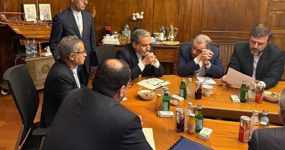 2202264 860 چی تو وب