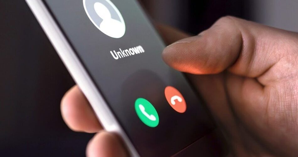 تماس های مشکوکی که شهروندان را به خرید مایحتاج غذایی ترغیب می کنند 1 2205453 213 چی تو وب