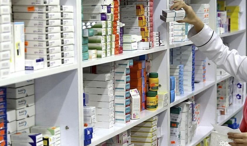 وزارت بهداشت: ذخایر دارویی و تجهیزات پزشکی به اندازه نیاز کشور تأمین شده 1 2205629 704 چی تو وب