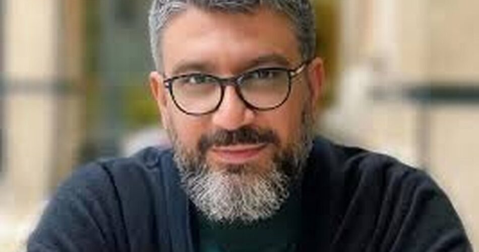 2205760 995 چی تو وب