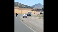 توقف ۲ کامیون پهپادبر در کاکارضا لرستان توسط نیروهای مردمی (فیلم) 1 2206309 333 چی تو وب