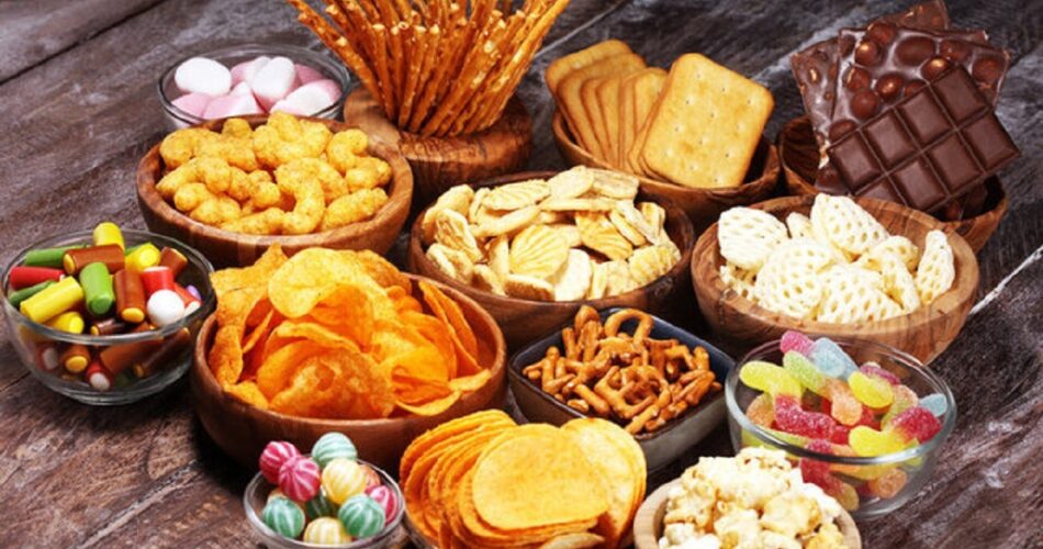 ۴ غذا و نوشیدنی که باید از آنها اجتناب کنید 1 2207642 488 چی تو وب